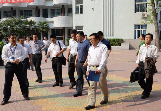 鄭州市職業(yè)教育調(diào)研組蒞臨我校調(diào)研