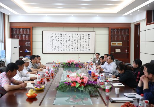 雙方進行座談交流
