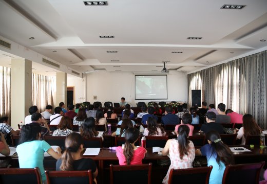 鄭州市電子信息工程學(xué)校組織開展黨課學(xué)習(xí)活動(dòng)