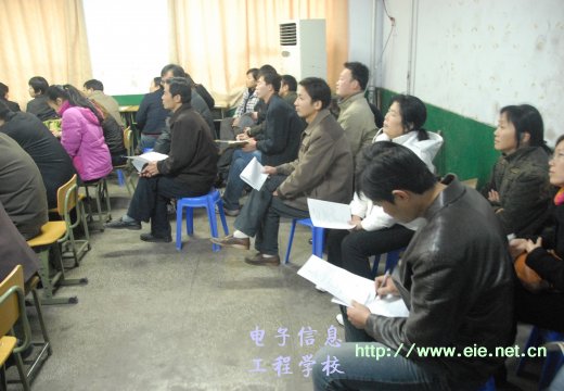 本次優(yōu)質(zhì)課比賽聽課教師超過600人次