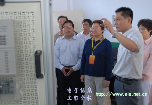 察看智能樓宇專業(yè)設(shè)備