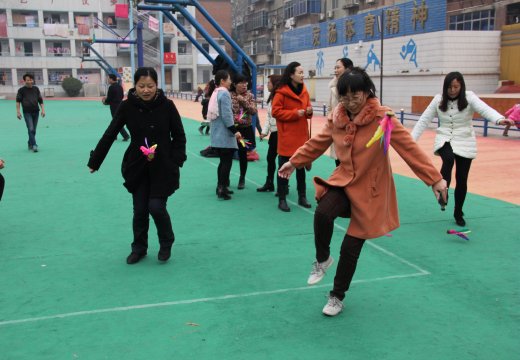 女教職工們各展絕技