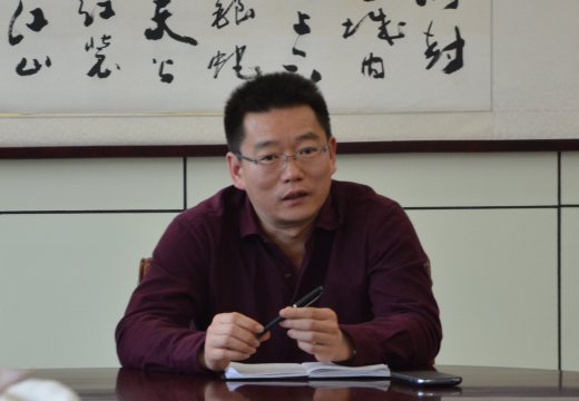校黨總支書記付強在動員會上講話