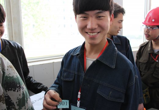 我校選手抽得座簽