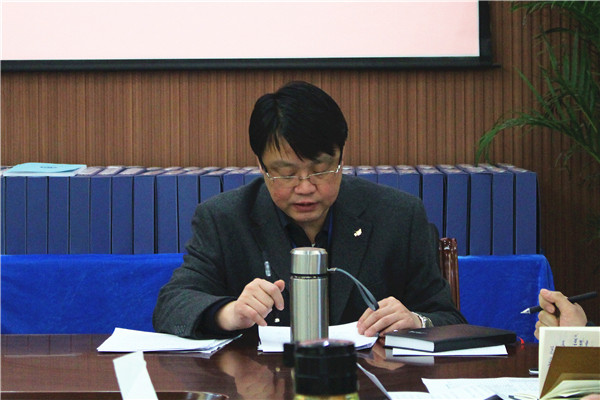 校黨委書記主持會議.JPG