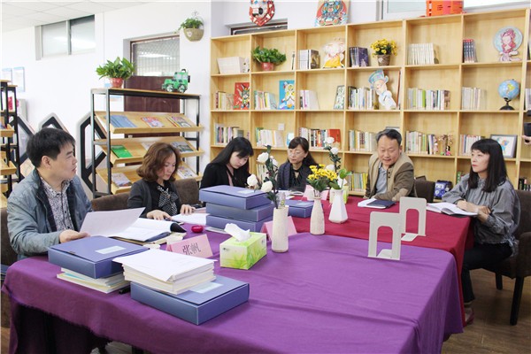 1鄭州市中小學師德師風建設工作專項督導第四督導組到鄭州市電子信息工程學校開展督導工作.JPG