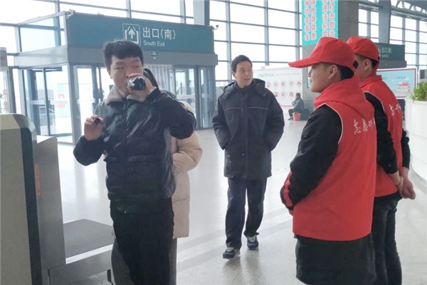 3提醒乘客檢查自帶飲用水.jpg