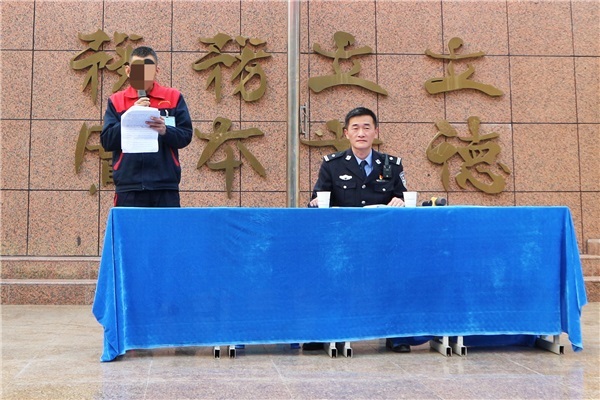 2 戒毒人員現(xiàn)身說法.JPG