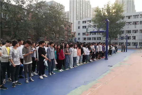 學(xué)生安全疏散 集合完畢.jpg