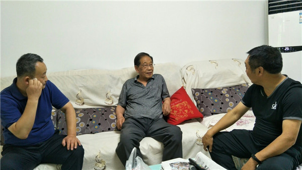 慰問李景富老師.jpg